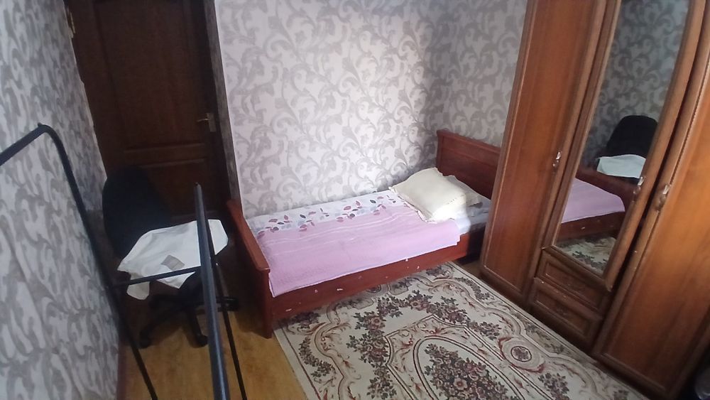5 хоналик катта уй сотилади КОРАТОШДА!