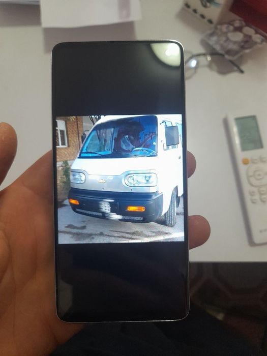 S10 sotiladi 1mln300 galishiladi 8/128 1sim qartali