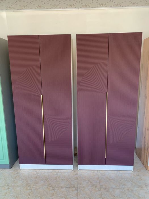 Продаю новые шкафы