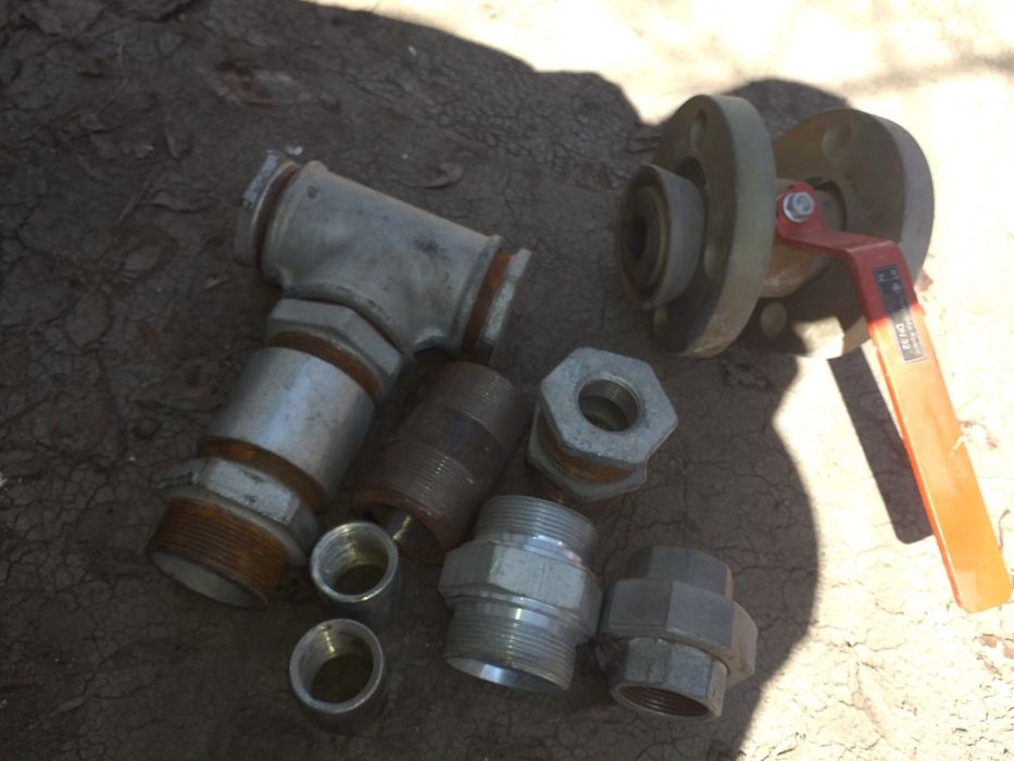 Продам новые задвижки