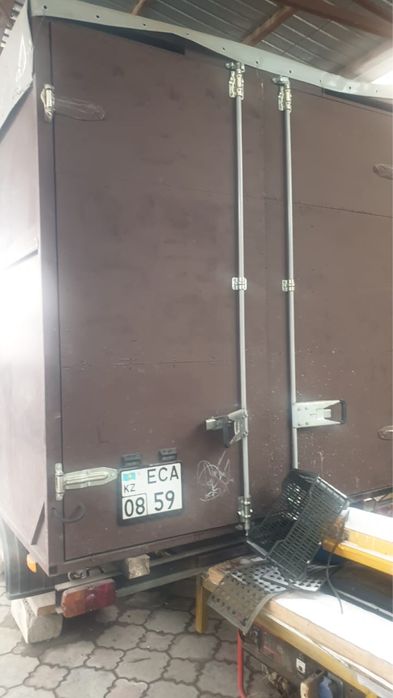 Прицеп для машин