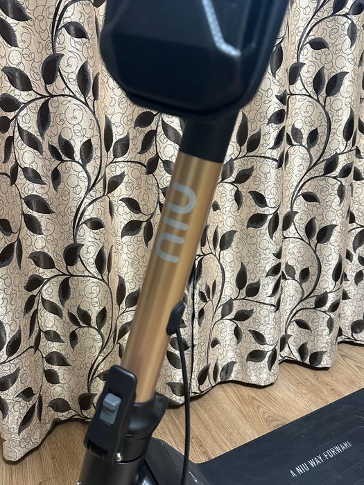 Trotineta electrica NIU KQi3 Pro
