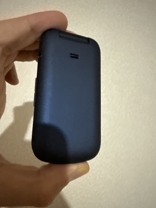 Samsung Gusto 3  Ishlatishga va olib yurishga qulay