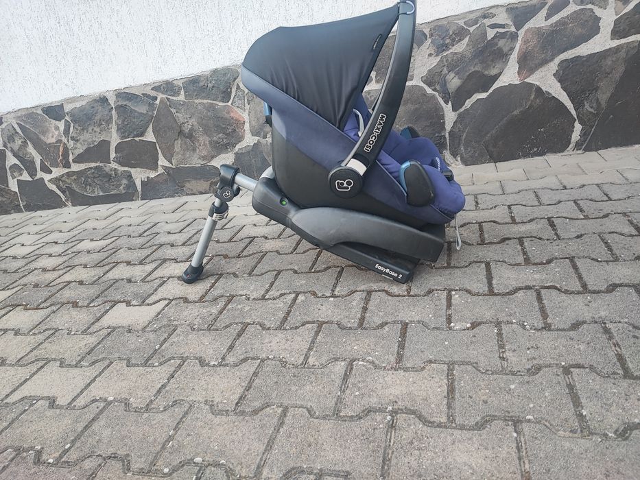 Scoica maxi cosi maxicosi pebble cu baza easybase 2 nu britax cybex sc