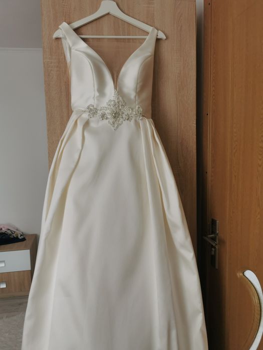 Rochie de mireasa nemodificata