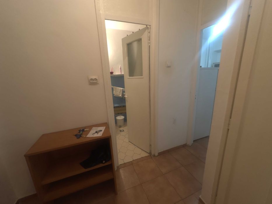 Garsonieră mobilată și utilată, Calea Călărașilor, et. 2, 300 €/lună