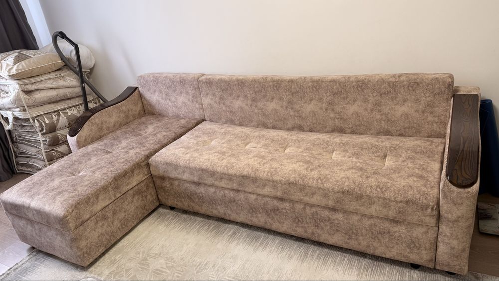 Продам угловой диван