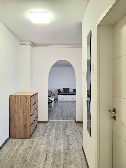 Proprietar, inchiriez ap. 2 camere - Centrul Civic str. Mihail Kogalniceanu, termen lung