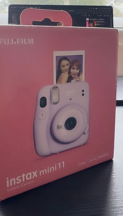 Fujifilm Instax Mini 11 Instant Camera - за моментални снимки (Lilac)