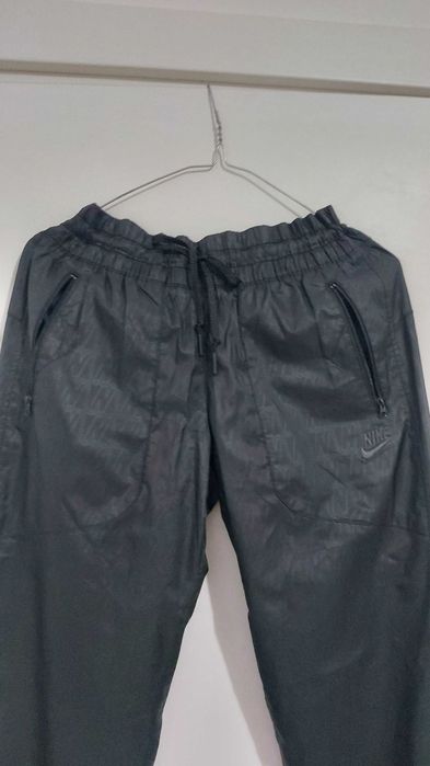 Pantaloni dama Nike NOI