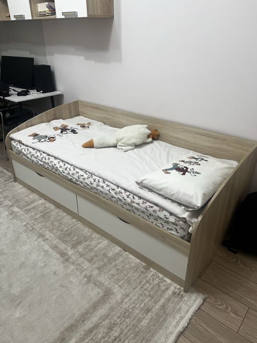 Две односпальные кровати