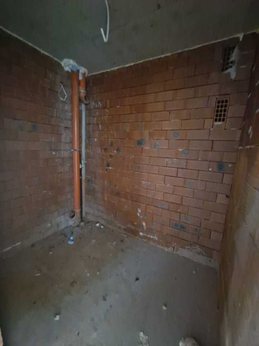 Продава се Тристаен апартамент в Благоевград, Еленово 2 - 120 кв.м за 843 €/кв.м - Снимка #3