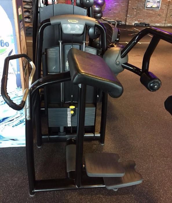 Фитнес уред Technogym Glute