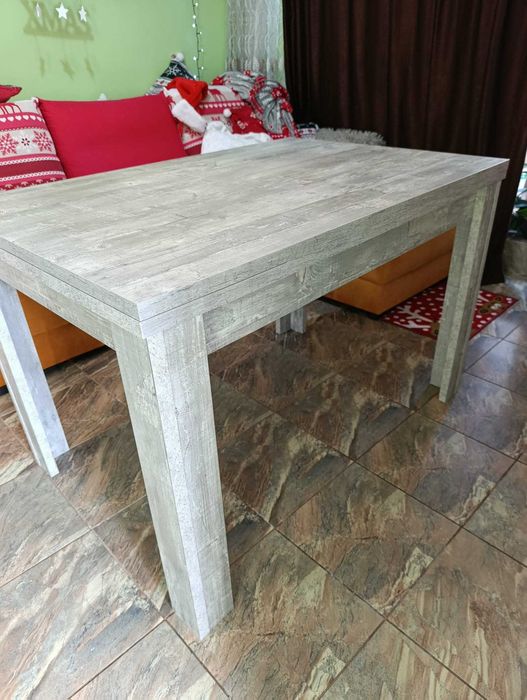 Разтегателна маса