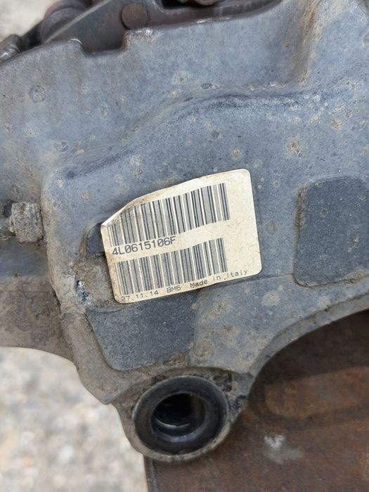 Комплект предни спирачни апарати Brembo и дискове 4L0615105F за Audi Q7, VW Touareg, Cayenne