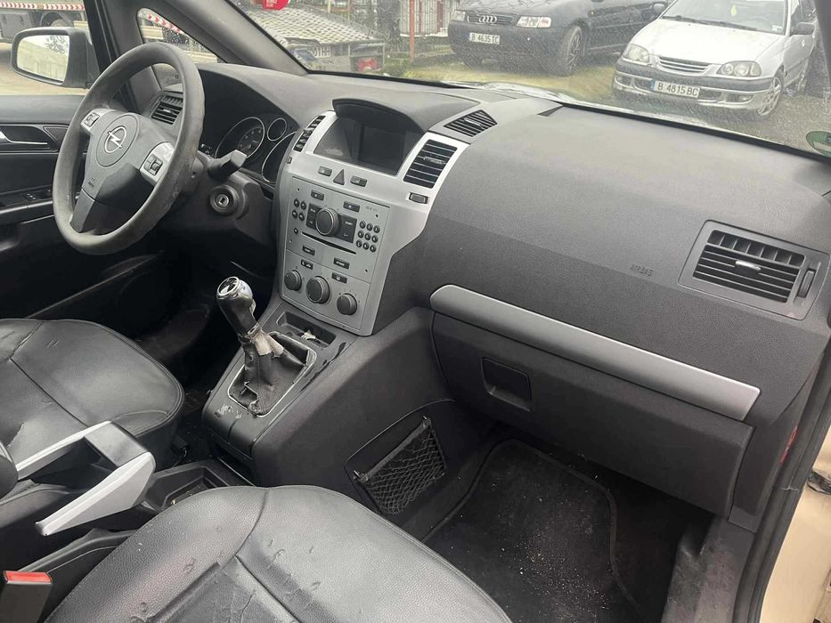 Opel Zafira В ОПЕЛ ЗАФИРА Б 1.6 бензин/метан 2010г.