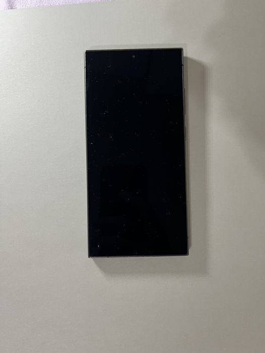 Samsung S24 ultra Titanium Black в комплект с Galaxy Buds 3 Pro