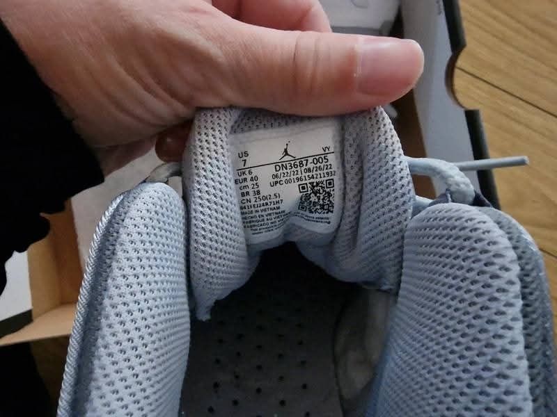 Adidași Jordan originali