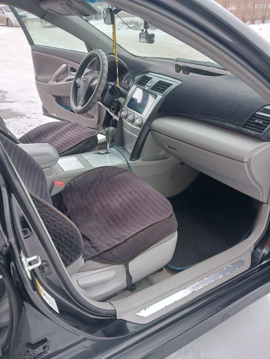 Продам камри 45 год выпуска 2011