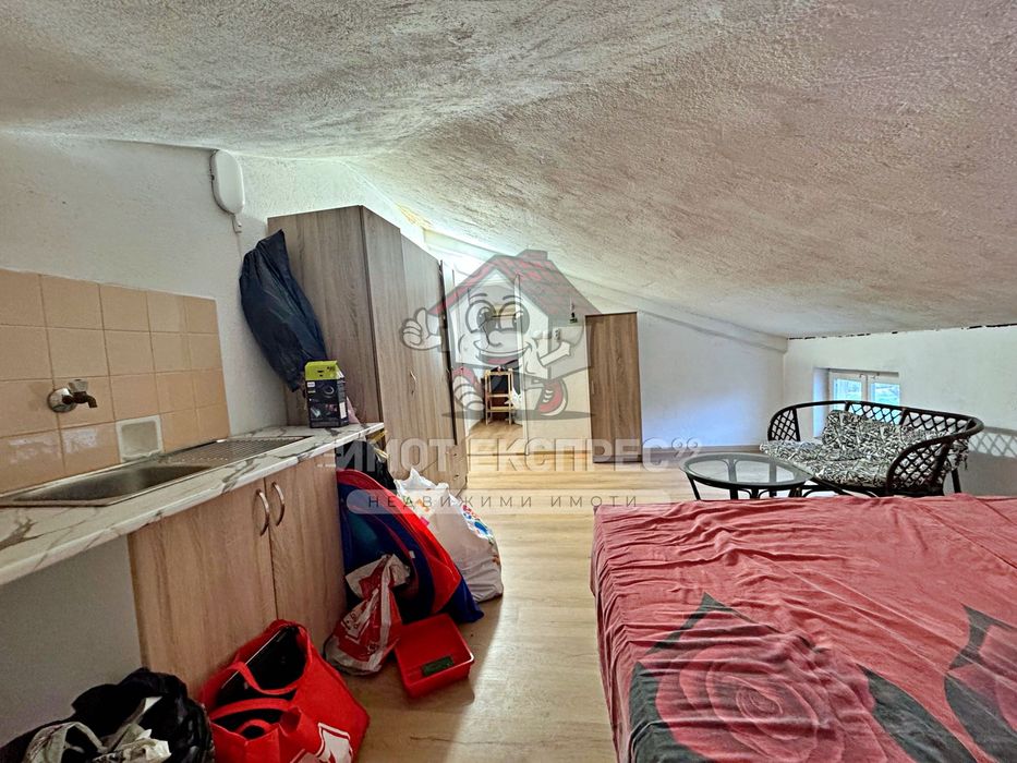 Дава се под наем Многостаен апартамент в Асеновград - 207 кв.м за 177000 € - Снимка #22