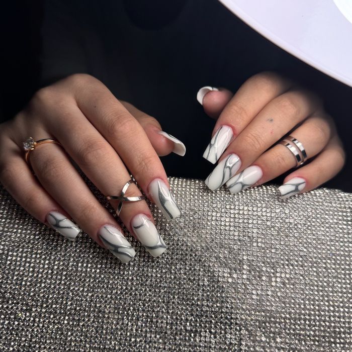 Гельвы покрытия маникюр