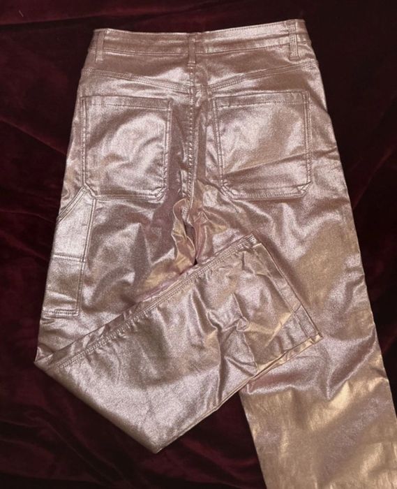 pantaloni de piele roz pull&bear