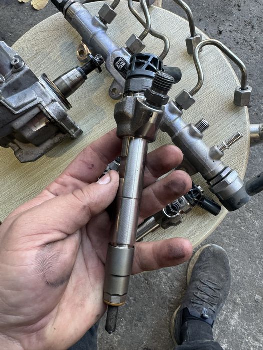 Помпа дюзи рейл бмв б47б20а гнп bmw 320d 520d b47b20a f30 f10 f31 f11