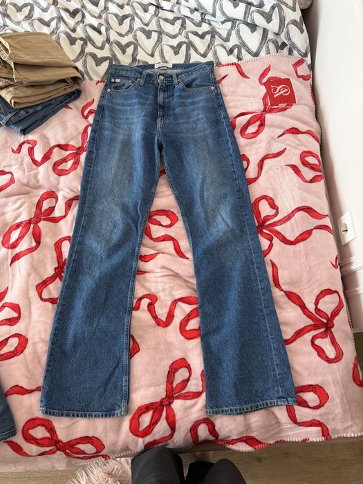 Продаю джинсы Calvin Klein