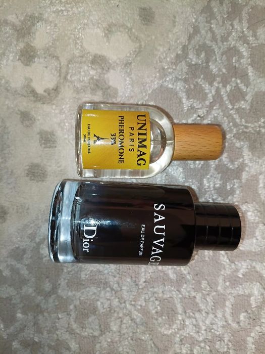 Продам 2 духи за 15к тенге