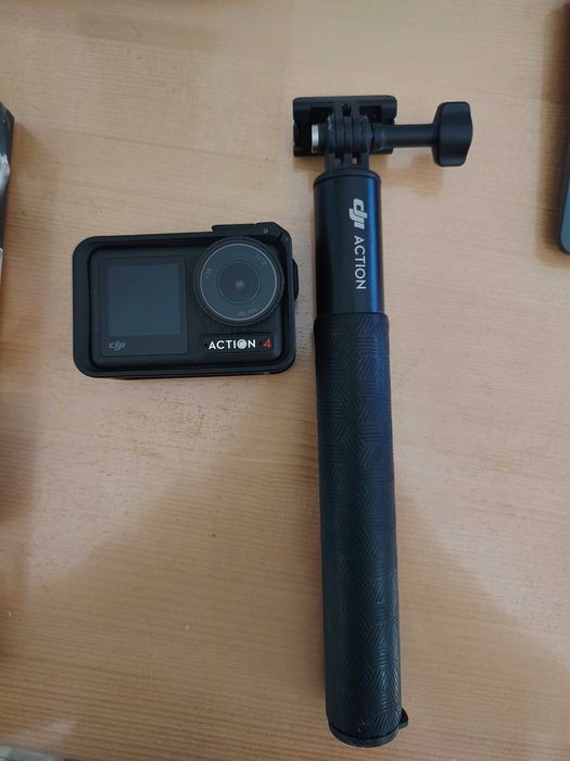 DJI Osmo Action 4 Adventure Combo