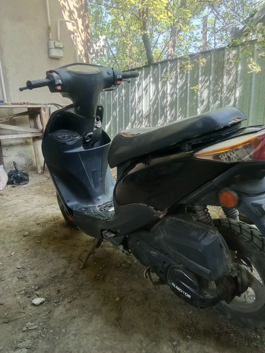 Продам мопед Алмотор на запчясти