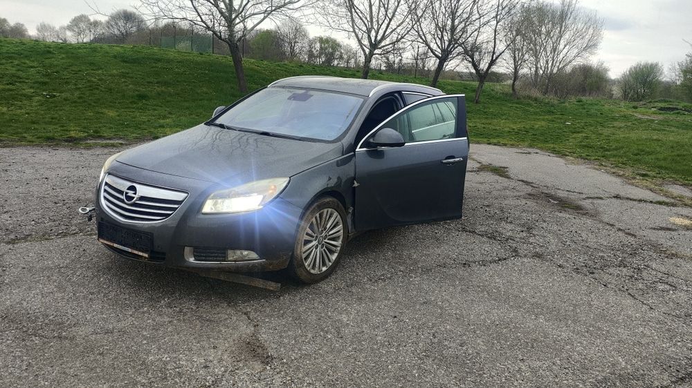 Opel insignia 2.0cdti НА ЧАСТИ