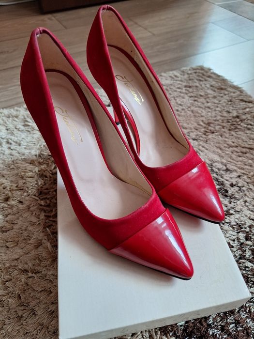 Обувки дамски официални