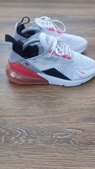 Adidas Nike air 27c Armani Exchange  Calvin Klein Jeans