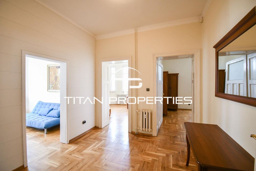 Четиристаен, под наем, Център - Докторски паметник