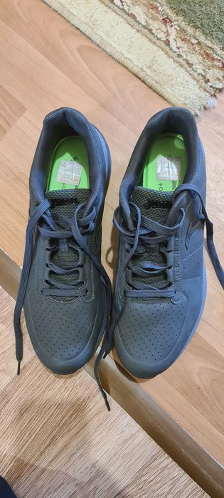 Кроссовки новые оригинал