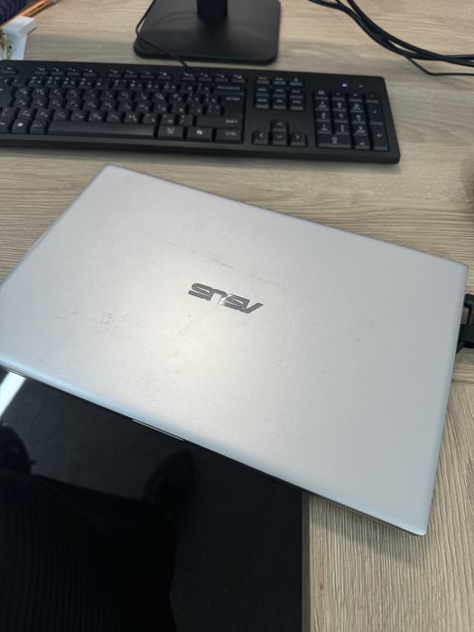 Asus Vivobook 14