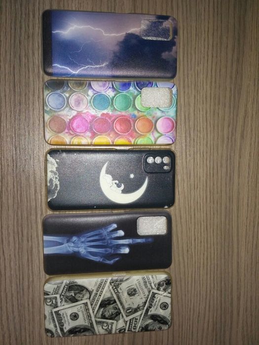 Продам чехлы на Poco M3