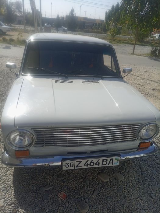 VAZ 2101 mashenasi sotiladi