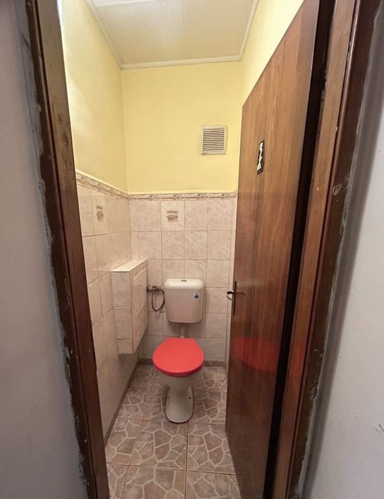 Тристаен апартамент с отлична локация! ж.к. Люлин 1!