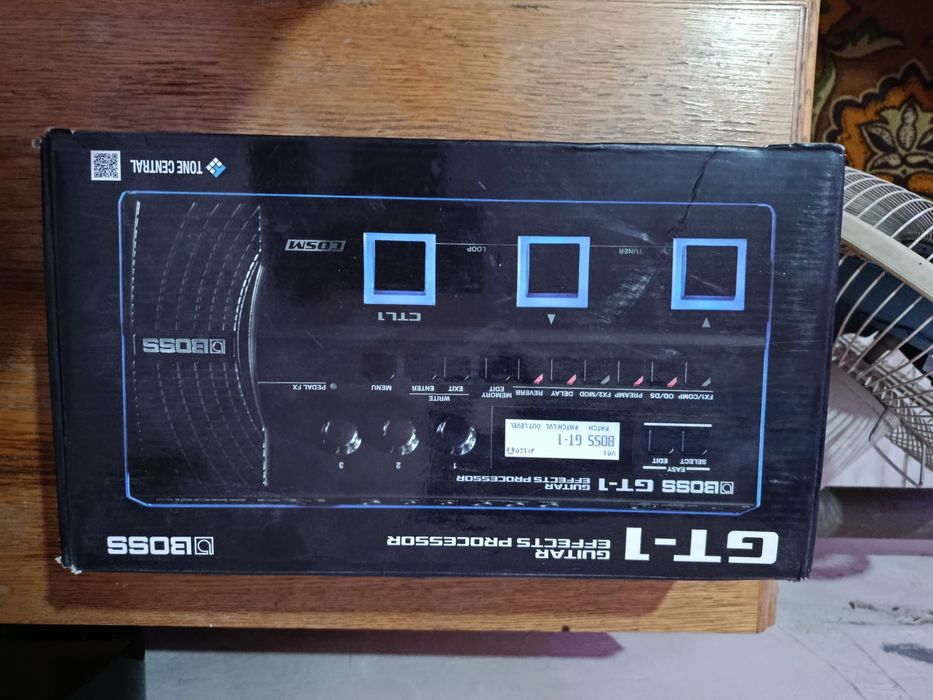 Гитарный процессор BOSS GT-1 с оригинальным БП Psa