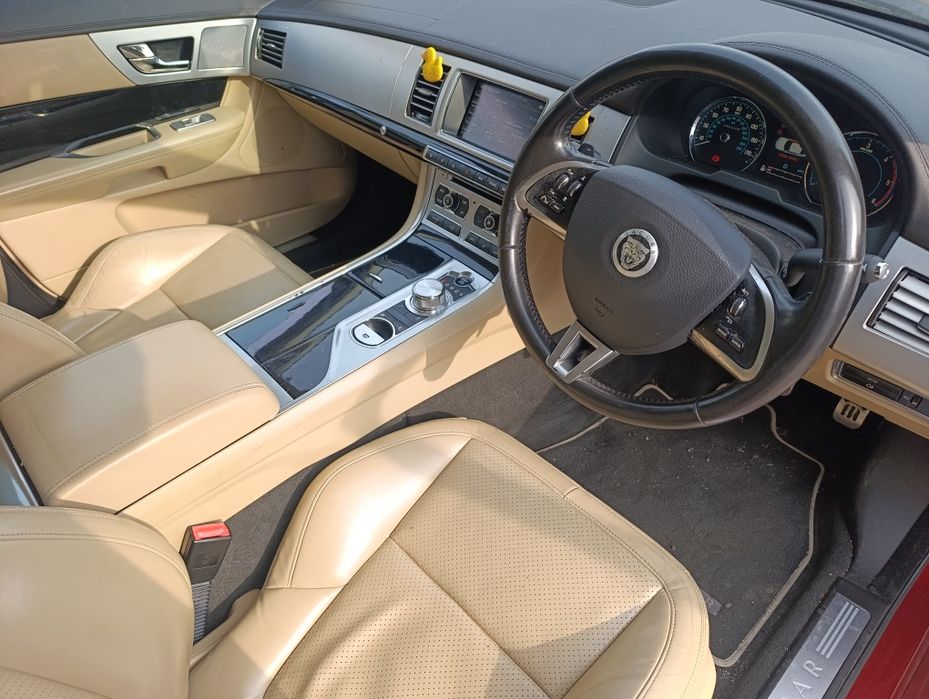 Jaguar XF S Premium Luxury V6  / Ягуар 3.0 дизел на части