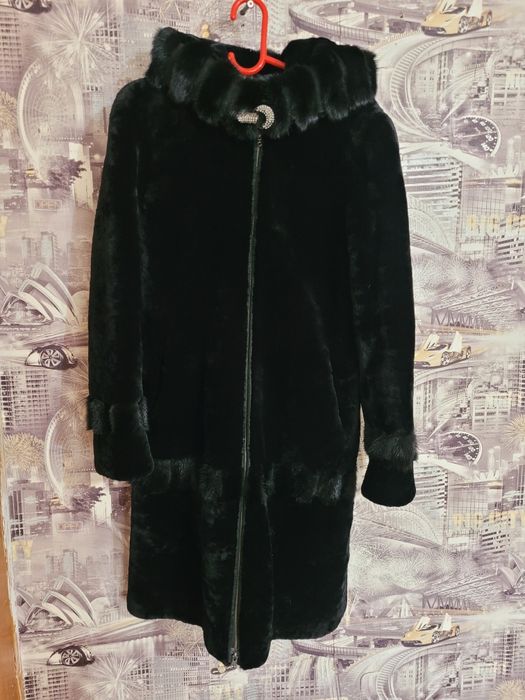 Шуба мутон со вставками норки