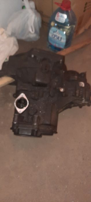Продам коробку на пассат