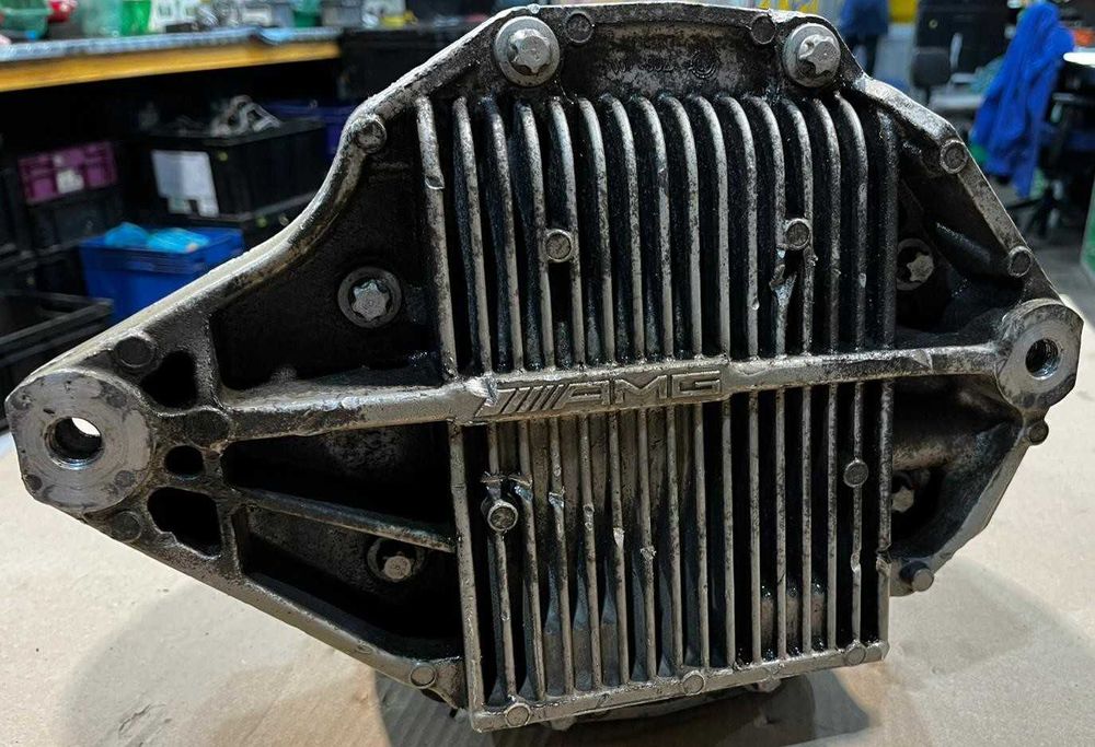 Diferential spate Mercedes A2573506300 W213 C238 W238 W257