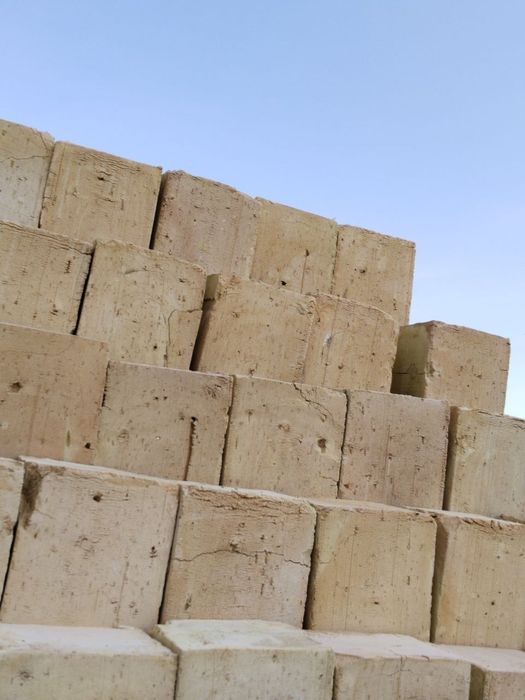 Жжённый кирпич пишган гишт