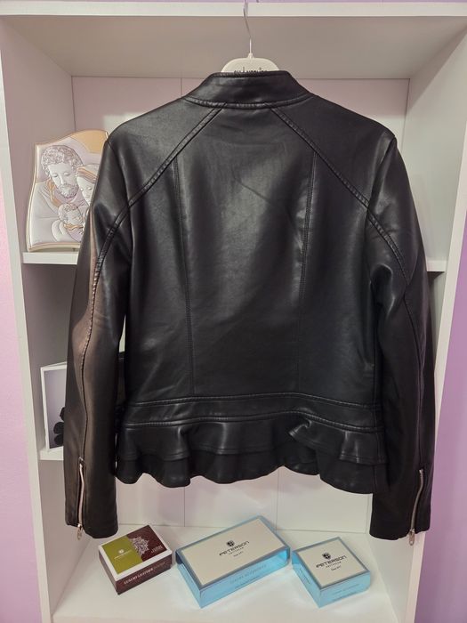 Разкошно дамско яке Pause