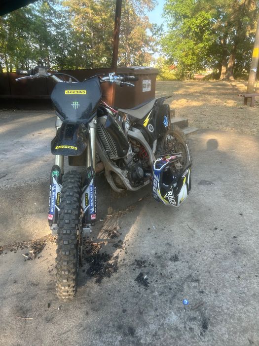 Продавам yamaha yzf 450 2009