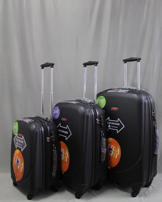 Чемоданы чисто из алюминий ,полипропилена