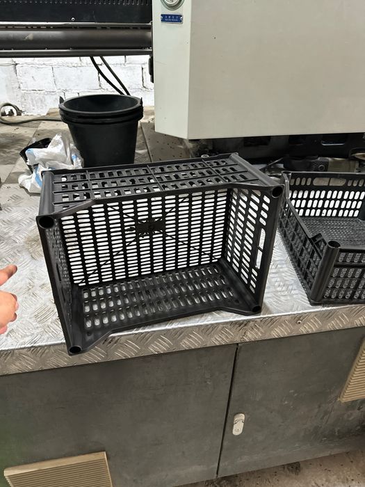 Plastik yashik va karzinkalar